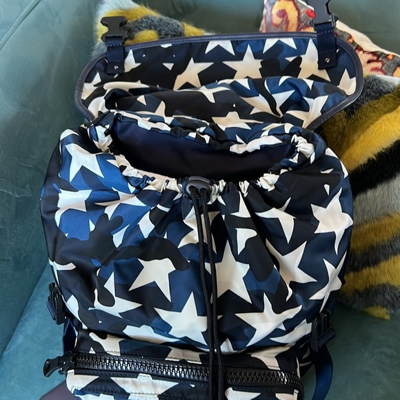 Valentino Garavani - Star Camo Drawstring Blue/White Backpack - Picture 7 of 12
